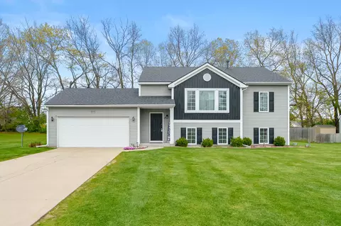 6845 Annandale Dr, Kalamazoo, MI 49009
