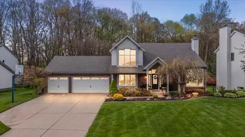 7321 Cuesta Way NE, Rockford, MI 49341