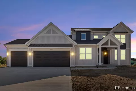 7106 Kettle Dale Ave SE, Alto, MI 49302