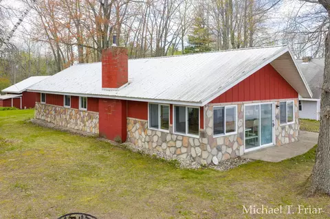 Exterior - 3668 Sunny Dr, Sears, MI 49679 photo 2 of 19