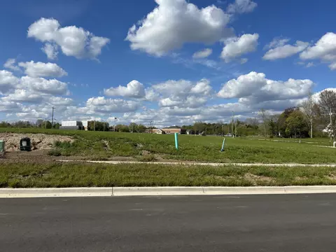 114 N Orchard Ave, Fremont, MI 49412