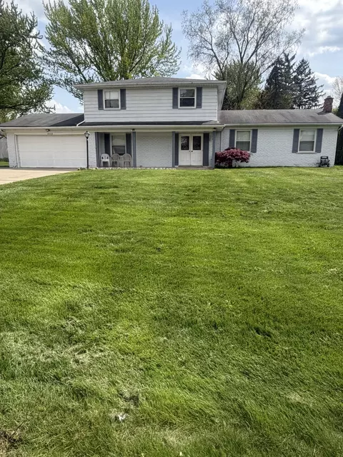 3966 Iverness Ln, West Bloomfield, MI 48323