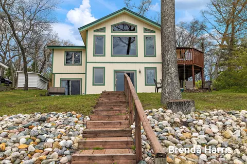 7975 E Lake Rd, Twin Lake, MI 49457