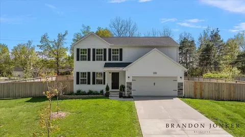 13748 Deer Creek Dr, South Haven, MI 49090