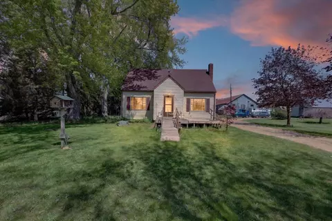 261 19 Mile Rd NE, Cedar Springs, MI 49319