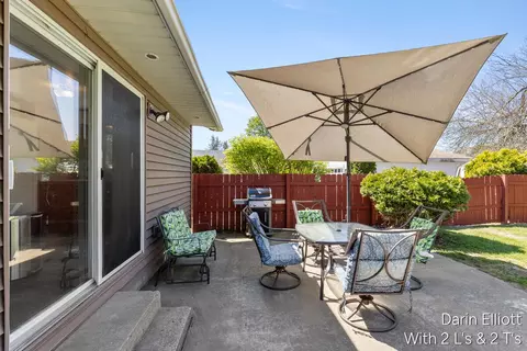 Exterior - 747 Root St, Belding, MI 48809 photo 4 of 7