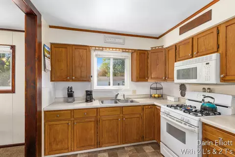 Kitchen - 747 Root St, Belding, MI 48809 photo 2 of 4