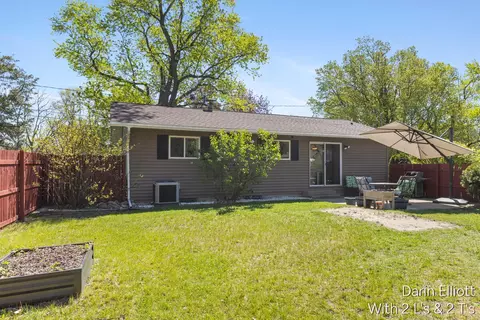 Exterior - 747 Root St, Belding, MI 48809 photo 3 of 7