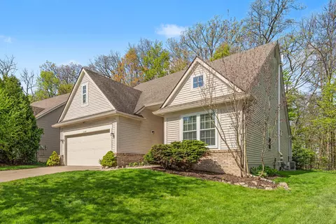 3129 Earlmoore Ln, Ann Arbor, MI 48105