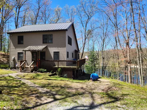 9223 S Trail Of The Lks, Baldwin, MI 49304