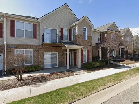 10122 Ridge Run St, Howell, MI 48855