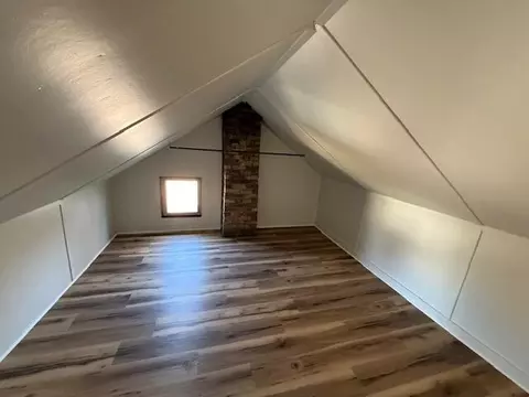 Bedroom - 141 Bates St, Jackson, MI 49202 photo 3 of 3