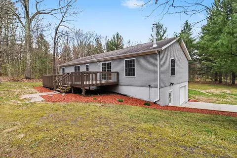665 N Benson Rd, Fountain, MI 49410