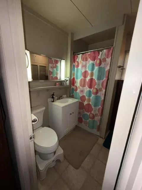 Bath - 9826 S Orchid Ave, Baldwin, MI 49304 photo 1 of 2