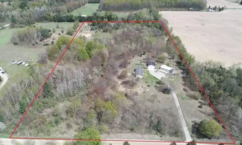 6800 170th Ave, Stanwood, MI 49346