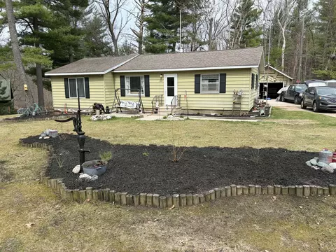 3434 Genesse St, National City, MI 48748