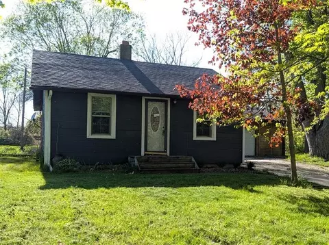 8836 Williams Rd, Dewitt, MI 48820