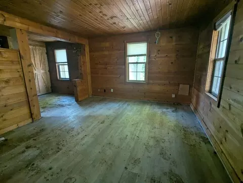 8836 Williams Rd, Dewitt, MI 48820 photo 2