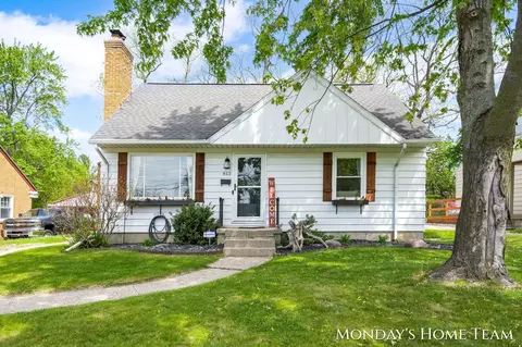 813 Everglade Dr SE, Grand Rapids, MI 49507