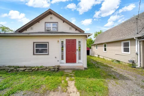 Exterior - 407 Hinckley Blvd, Jackson, MI 49203 photo 3 of 8