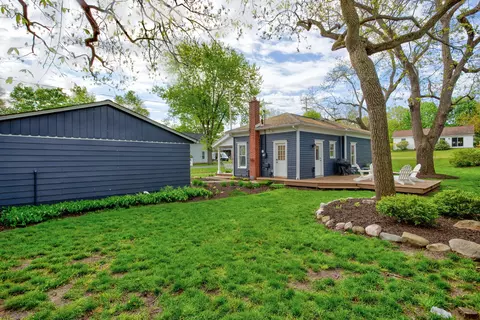 Exterior - 118 S Spring St, Douglas, MI 49406 photo 4 of 11