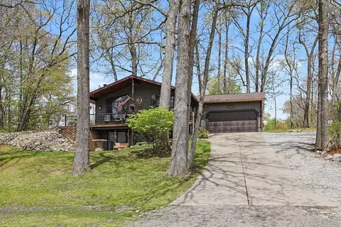 11820 Killarny Cir, Jerome, MI 49249