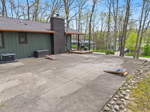 Exterior - 11820 Killarny Cir, Jerome, MI 49249 photo 16 of 18