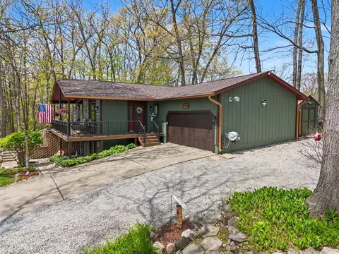 Exterior - 11820 Killarny Cir, Jerome, MI 49249 photo 13 of 18