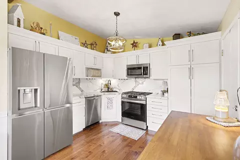 Kitchen - 11820 Killarny Cir, Jerome, MI 49249 photo 1 of 1
