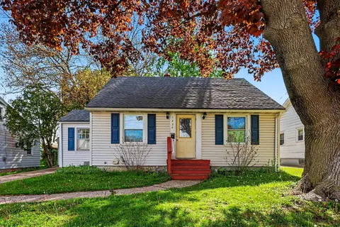1636 Delwood Ave SW, Wyoming, MI 49509