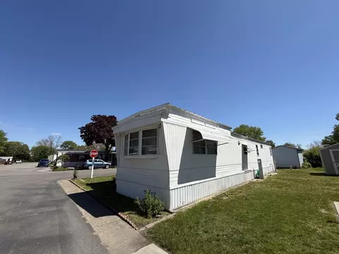 333 E Lakewood Blvd #71, Holland, MI 49424