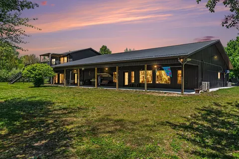 3450 Snow Farm Ln, Allegan, MI 49010