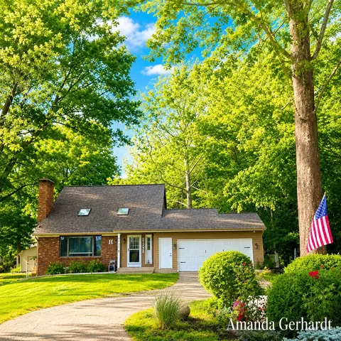 4105 44th St SW, Grandville, MI 49418