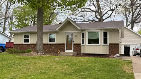 4842 Bayview Ave SW, Wyoming, MI 49519