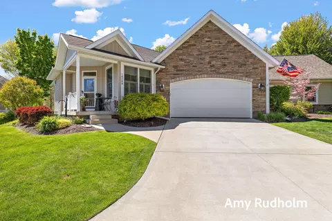 16260 Woodvale Blvd #34, Spring Lake, MI 49456
