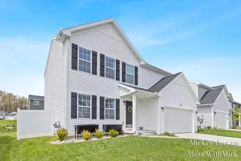 815 Strauss Ct, Greenville, MI 48838