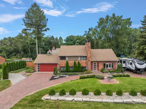 26777 Ross Dr, Redford, MI 48239