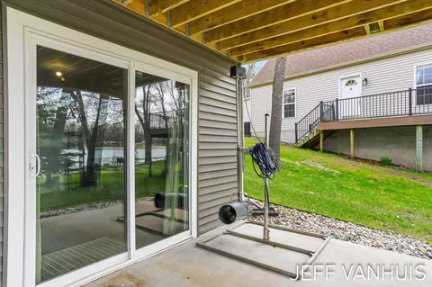 Exterior - 11049 S Jacquelyn Ln, Baldwin, MI 49304 photo 8 of 25