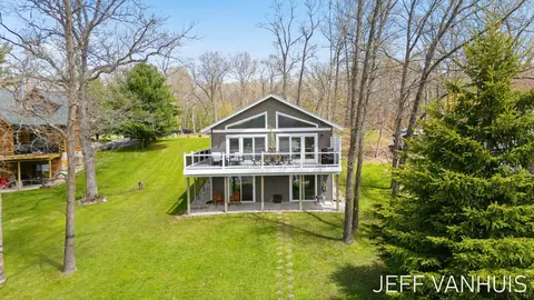 Exterior - 11049 S Jacquelyn Ln, Baldwin, MI 49304 photo 24 of 25