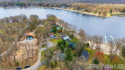 View/Area - 11049 S Jacquelyn Ln, Baldwin, MI 49304 photo 3 of 10