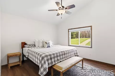 Bedroom - 11049 S Jacquelyn Ln, Baldwin, MI 49304 photo 1 of 7