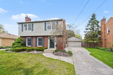 1915 Plymouth Ter SE, Grand Rapids, MI 49506
