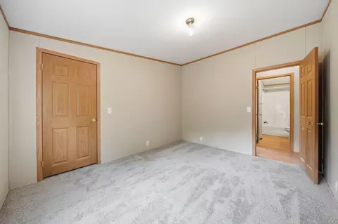 704 Hidden River Dr, Adrian, MI 49221 photo 18