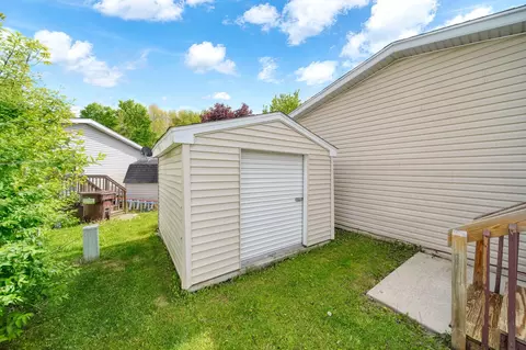 704 Hidden River Dr, Adrian, MI 49221 photo 25