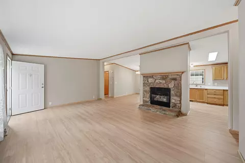 704 Hidden River Dr, Adrian, MI 49221 photo 6