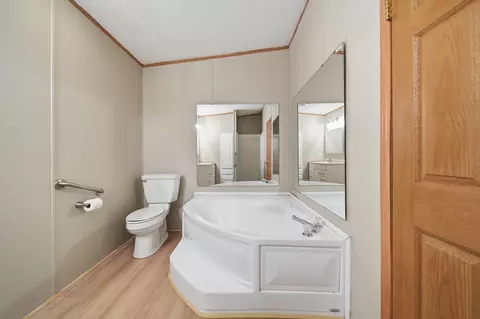 704 Hidden River Dr, Adrian, MI 49221 photo 16