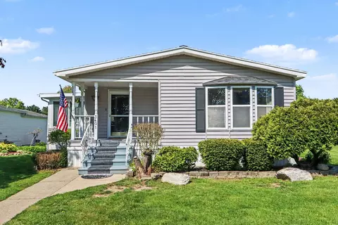 3401 Winter Wheat Rd, Kalamazoo, MI 49004