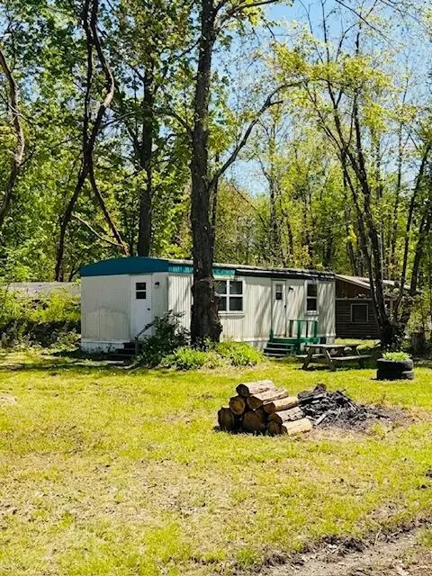 47351 24th Ave, Grand Junction, MI 49056