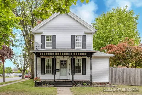 301 S Broadway St, Hastings, MI 49058