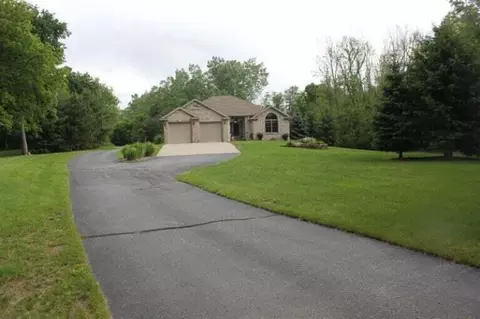 9270 Baumhoff Ave NW, Sparta, MI 49345